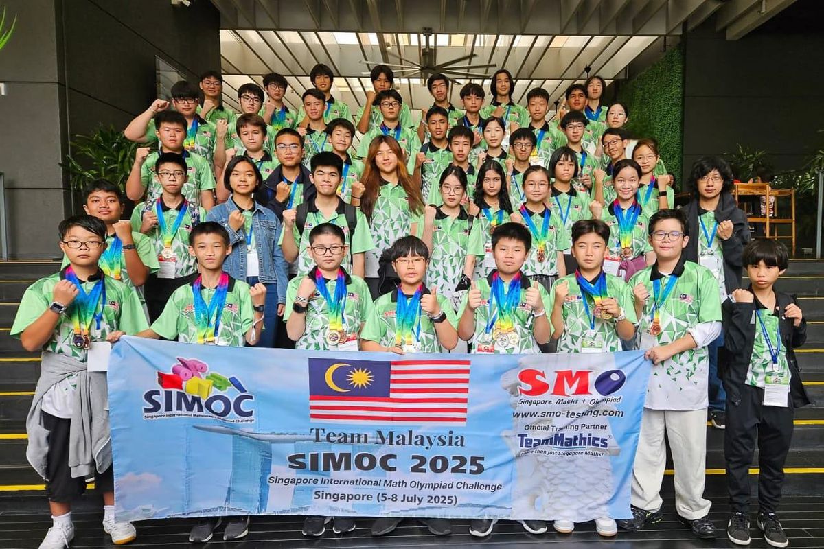 Team Malaysia at SIMOC 2025, Singapore — trained by TeamMathics